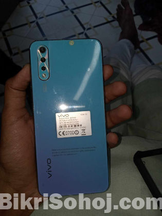 vivo s1